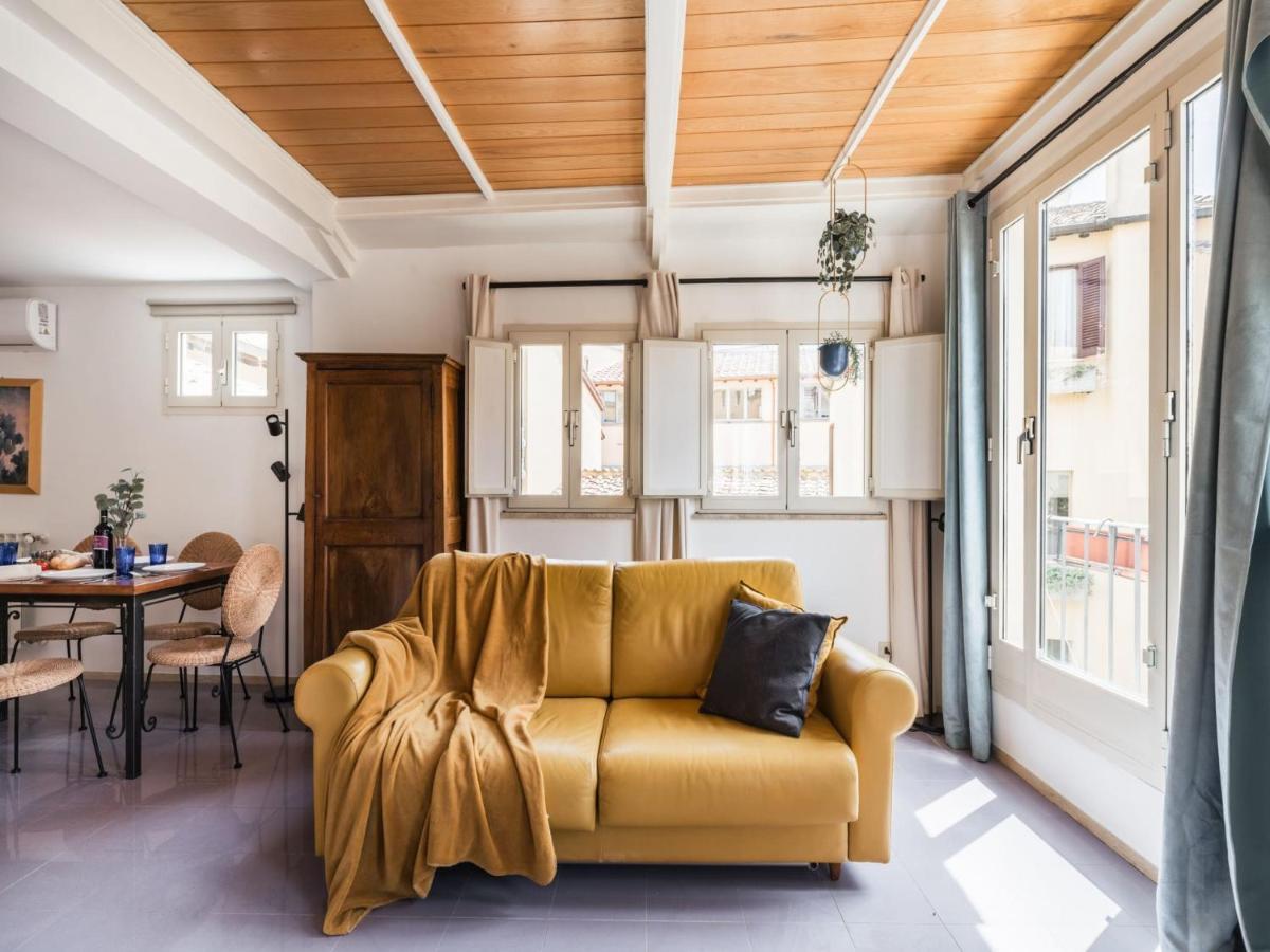 The Best Rent - Two-Bedroom Apartment With Terrace Near Trevi Fountain โรม ภายนอก รูปภาพ