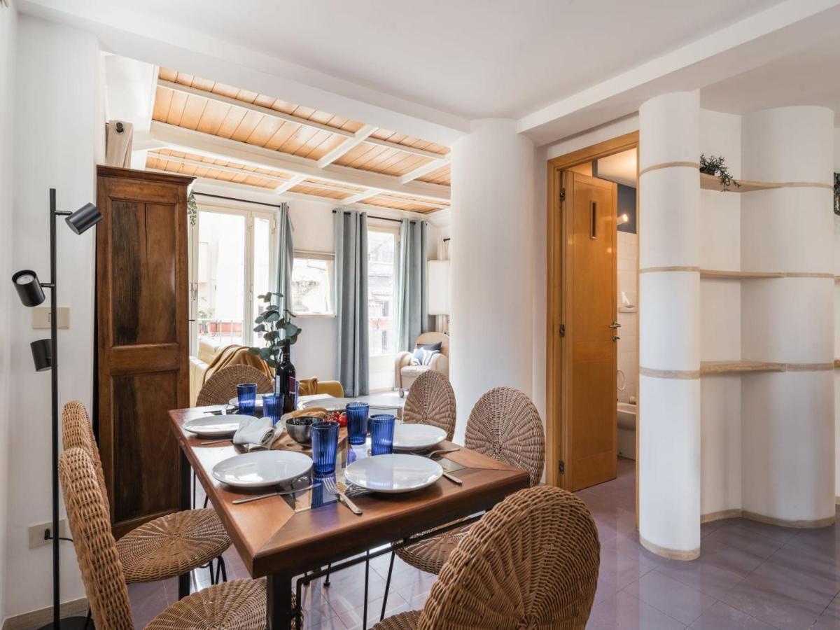 The Best Rent - Two-Bedroom Apartment With Terrace Near Trevi Fountain โรม ภายนอก รูปภาพ